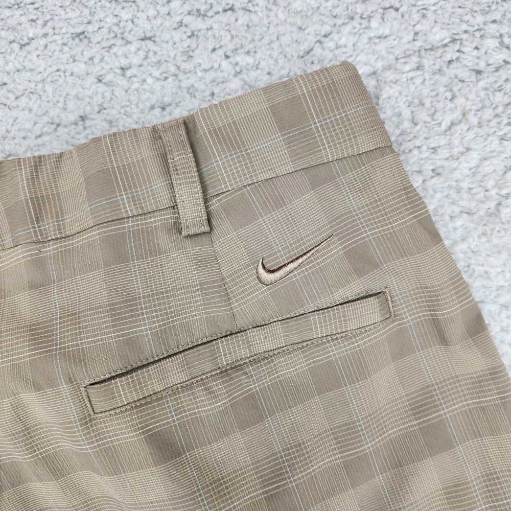 Nike Golf Fit Dry Plaid Chino Shorts Mens Size 36 Brown